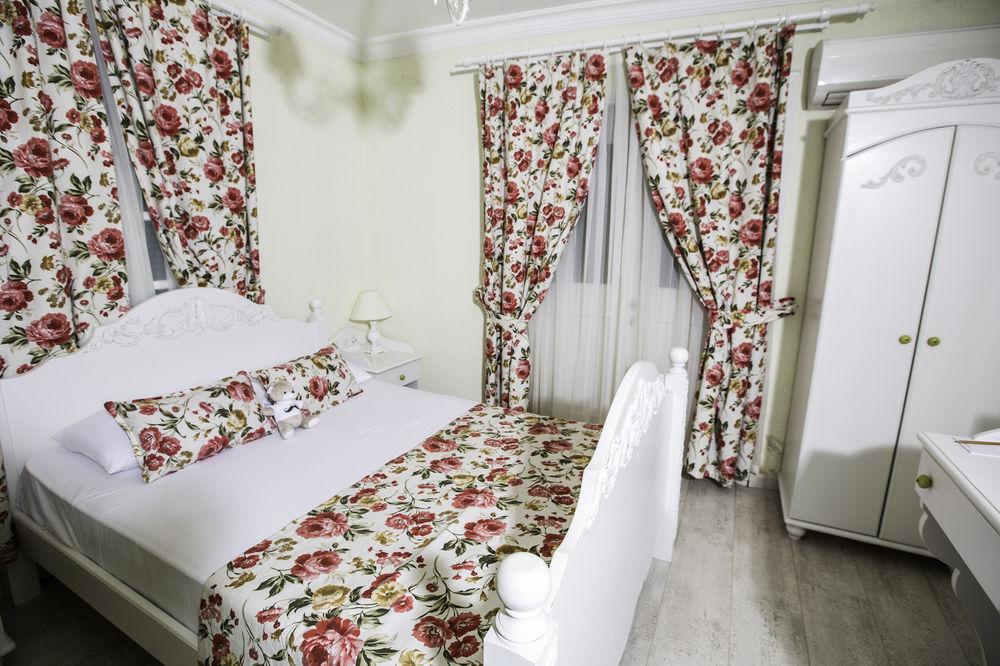 The White Hotel Alacati Exterior foto