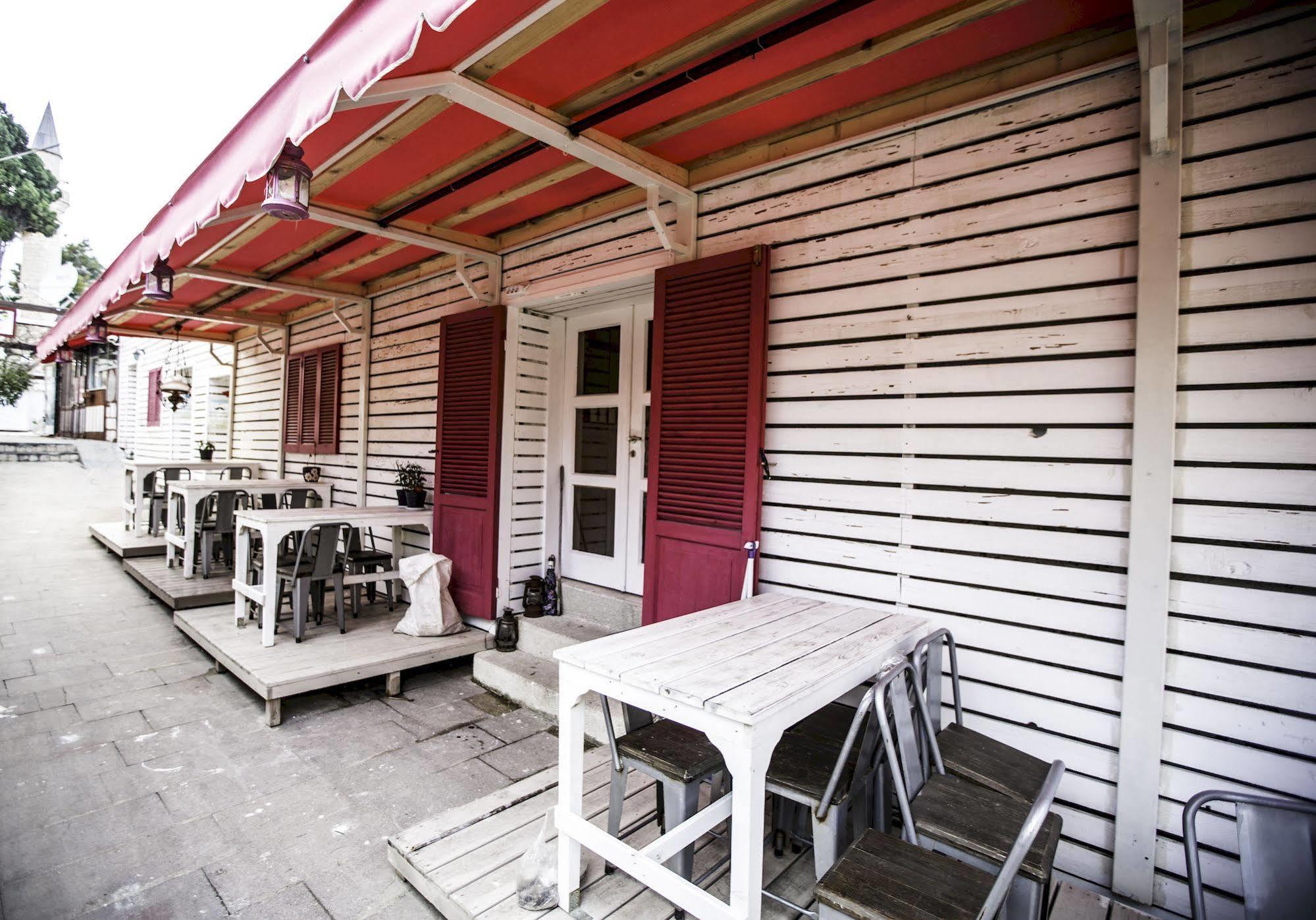 The White Hotel Alacati Exterior foto