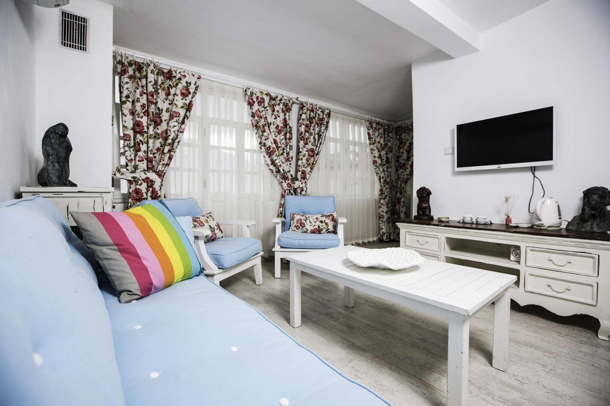 The White Hotel Alacati Exterior foto